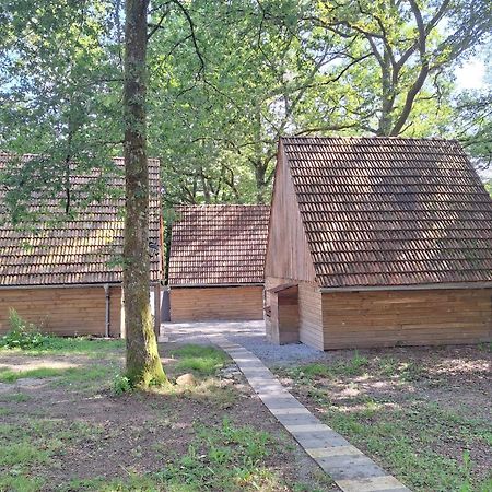 Отель Gite Tipi Faux-la-Montagne Экстерьер фото